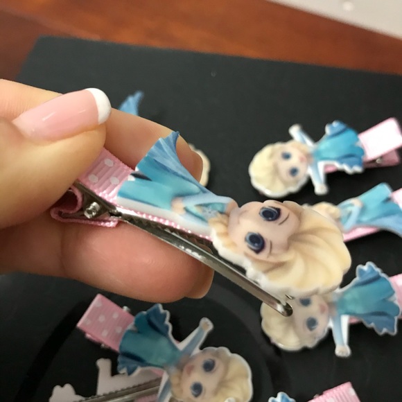 Frozen Elsa Cute Hair Clips - Picture 4 of 5